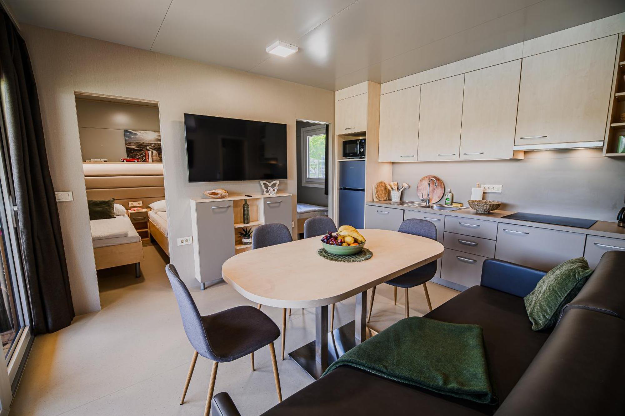 Deluxe Lake View Mobile Homes With Thermal Riviera Tickets Catez ob Savi Kültér fotó