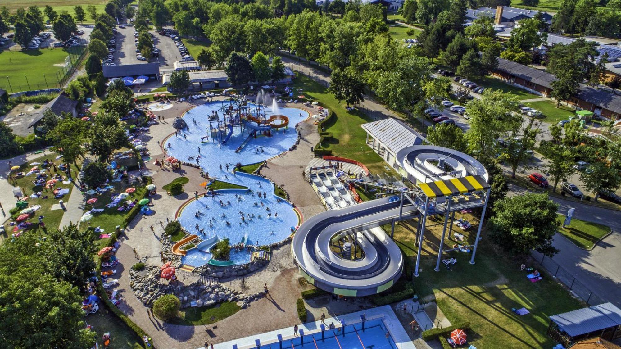 Deluxe Lake View Mobile Homes With Thermal Riviera Tickets Catez ob Savi Kültér fotó
